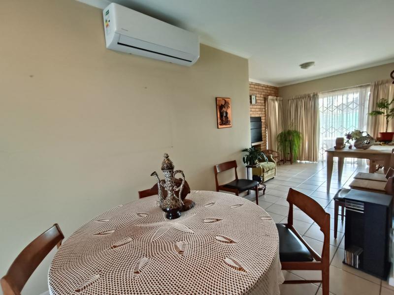 2 Bedroom Property for Sale in Protea Heights Western Cape